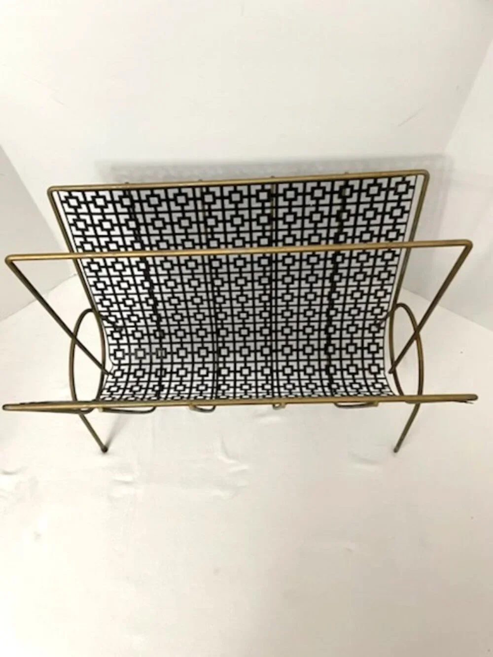 Vintage Mid Century Modern Magazine Rack Metal Matte‎ Black Mesh & Brass Toned